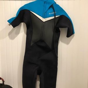 Billabong kids wetsuit